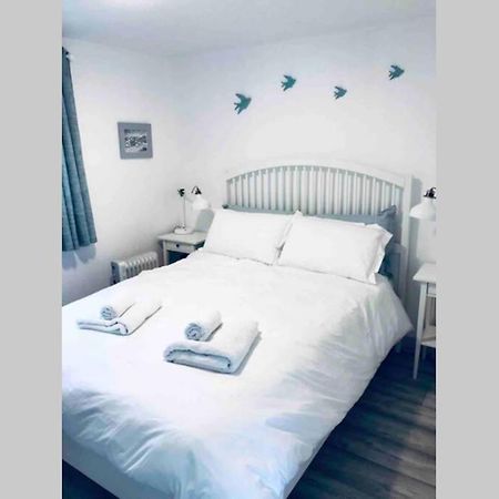Fuchsia Apartment Tranquil Modern Seaside Apartment On The Wild Atlantic Way Galway Ngoại thất bức ảnh